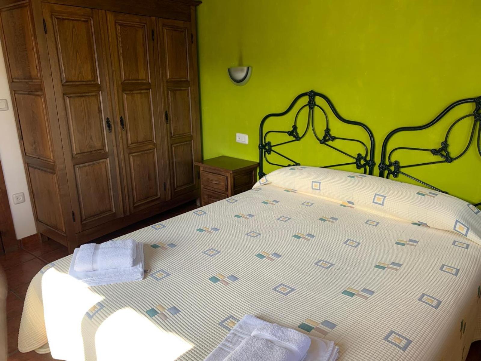 Apartamentos Las Rocas De Brez Exterior photo